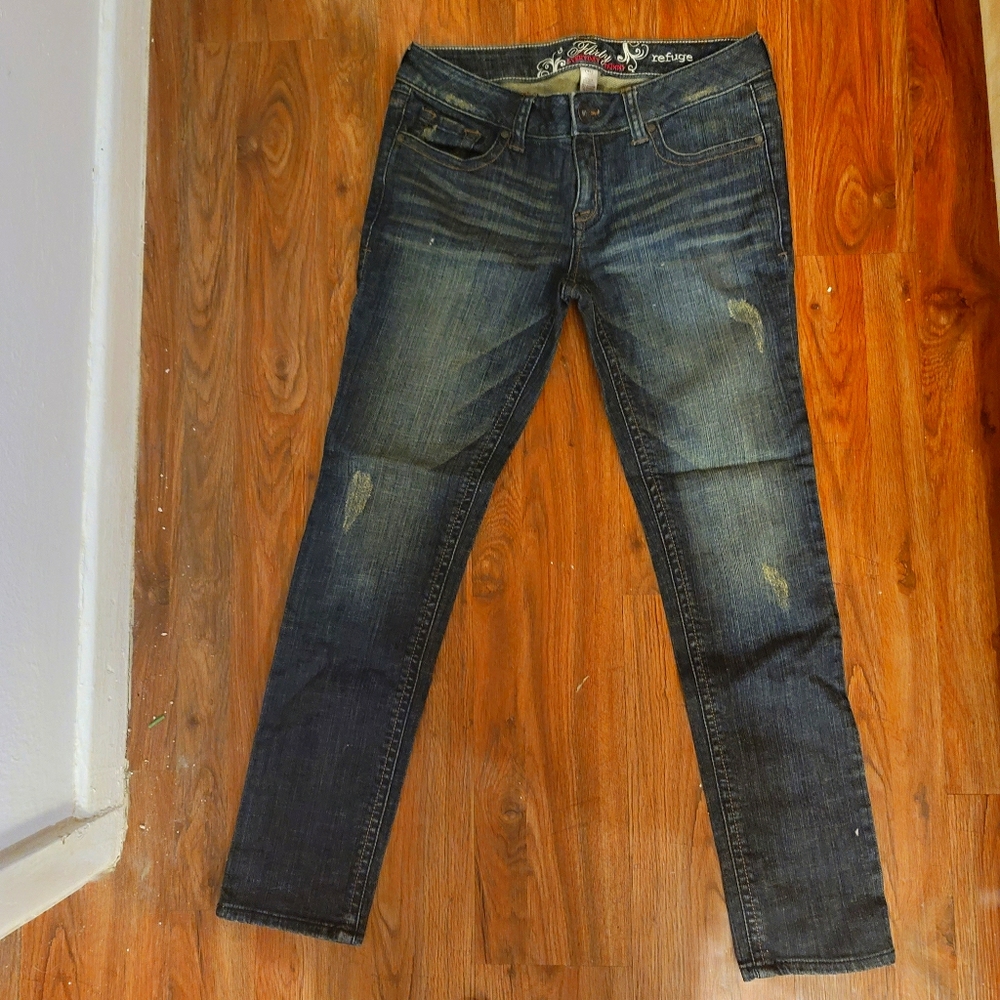 Refuge Flirty Everyday Skinny Jeans size 8 short